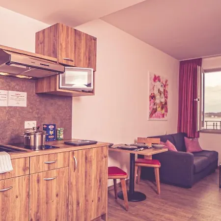 Huerner Hotel 2*