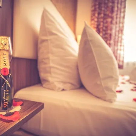 Huerner Hotel 2*