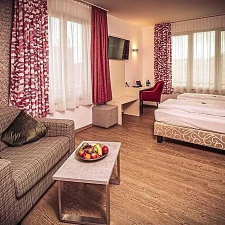 Huerner Hotel 3*