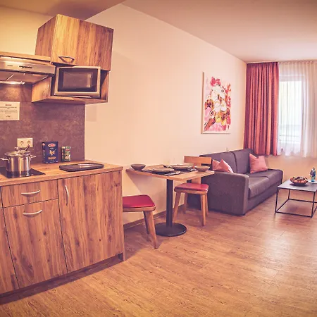 Huerner Otel 2*